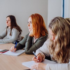 Studenti
